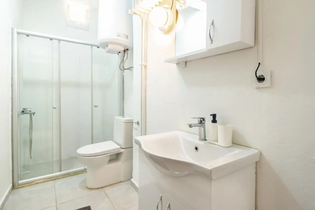 Apartment Exquisite Central Flat Near Bagdat Street Istanbul Turkey